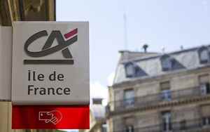 Credit Agricole suspends all services in Russia