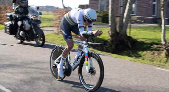 Cyclist Van Dijk fastest in time trial Fryslan Tour