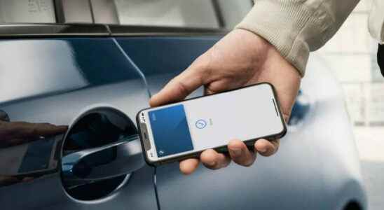 Expanded infrastructure to use iPhone as car key