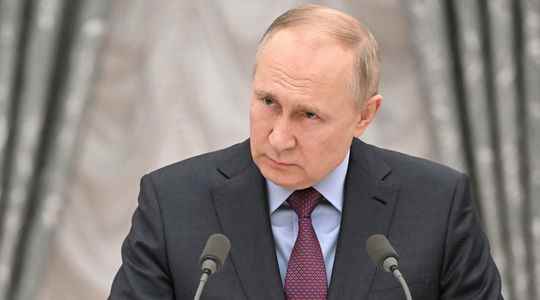 Is Vladimir Putin crazy He has at least a megalomaniac