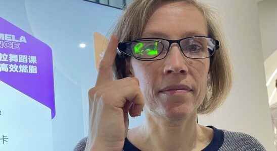 MWC 2022 we tried Air Glass Oppos new augmented reality