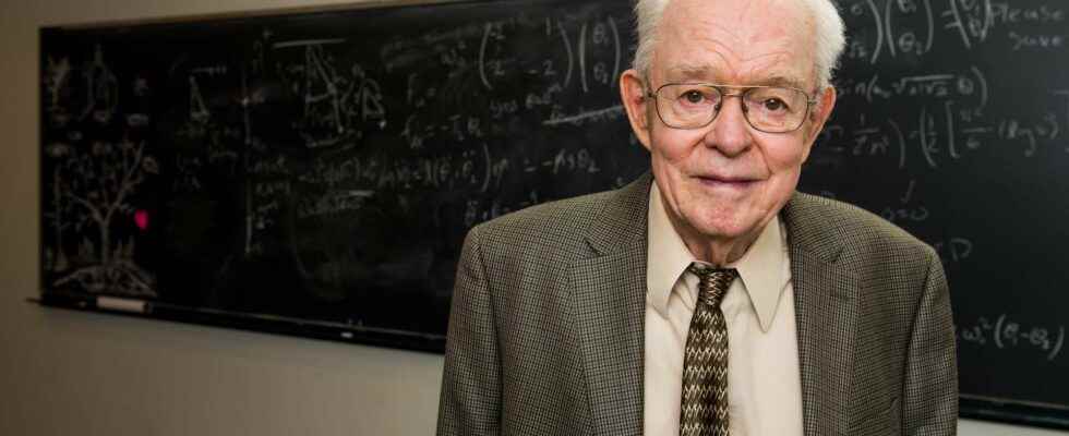 NASA pays tribute to Eugene Parker the astrophysicist who gave