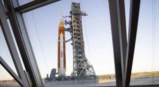 NASAs giant rocket Space Launch System is unveiled