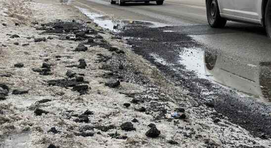 Please report potholes Oxford County