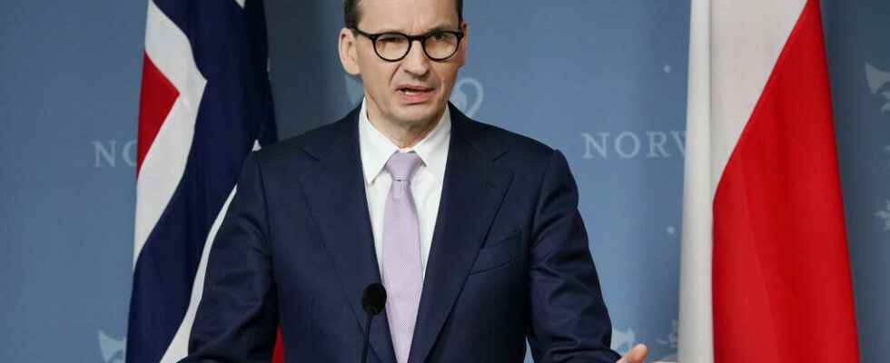 Polish PM calls for freezing Russian state assets in the