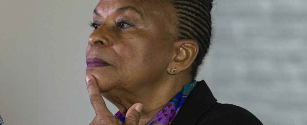 Presidential in France Christiane Taubira throws in the towel