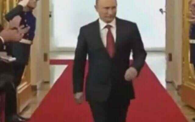 Putins march became the agenda Why is his right arm