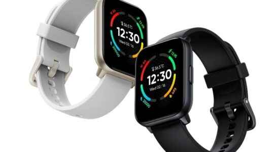 Realme Techlife Watch S100 Introduced Price and Features