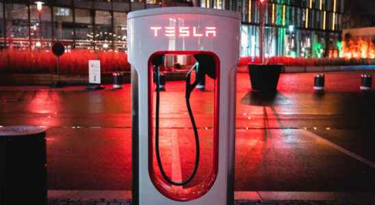 Tesla continues to search for Superchargers project developer for Turkey