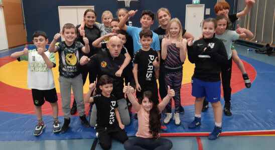 Ukrainians train at Utrecht wrestling club Language of wrestling is