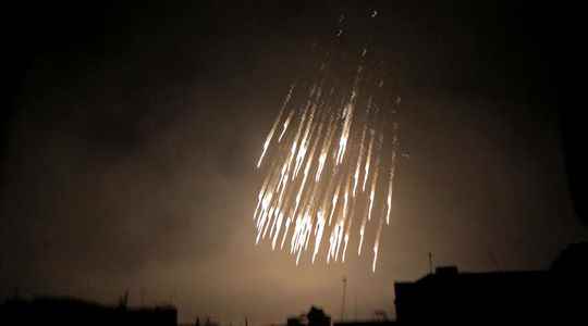 War in Ukraine what is a phosphorus bomb used by