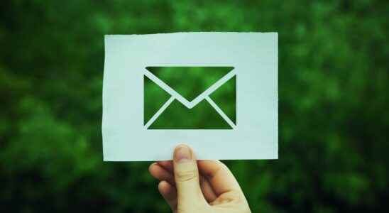 What is the carbon footprint of an email