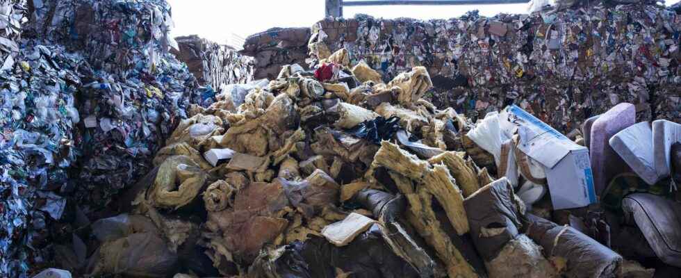 World Recycling Day what about glass wool