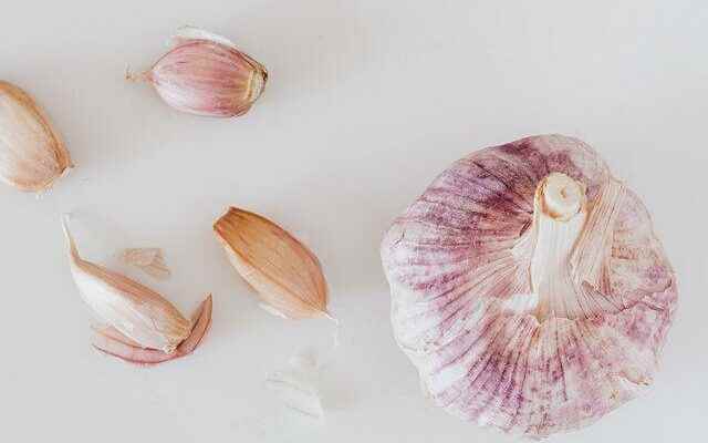 You will be surprised to hear the benefits of garlic…