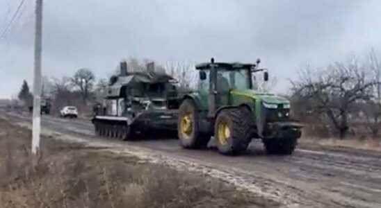 last minute Russian soldiers left Ukrainian farmer pulled with