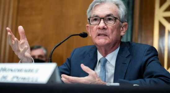 the Fed ready to raise its rates and juggle between