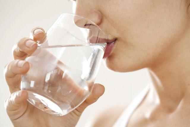 Especially in the summer months, a person fasting should pay attention to their fluid intake.