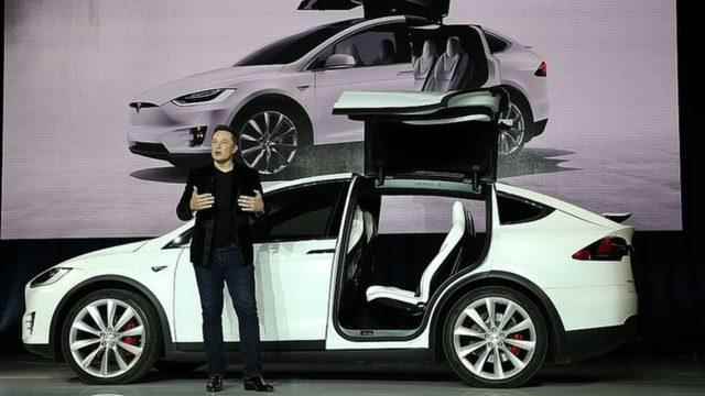 Musk's tweets about Tesla affect the value of the company