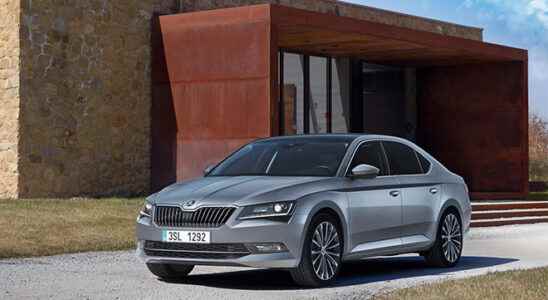 2022 Skoda Superb price hikes approaching 50 thousand TL