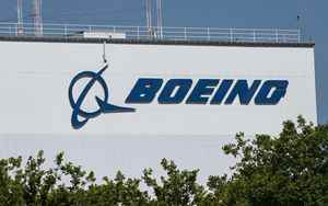 Boeing disappointing quarterly Costs and delays increase