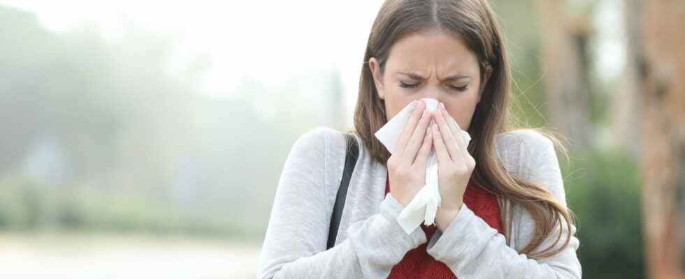 Covid or allergy itchy throat symptoms differences