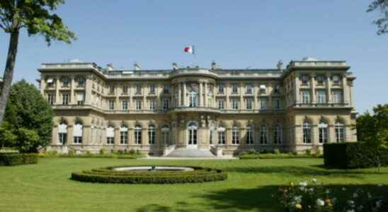 End of the French diplomatic corps It can make the