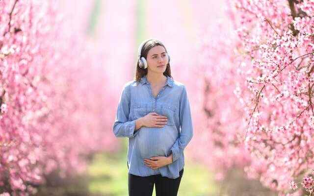 Expectant mothers attention for a healthy pregnancy