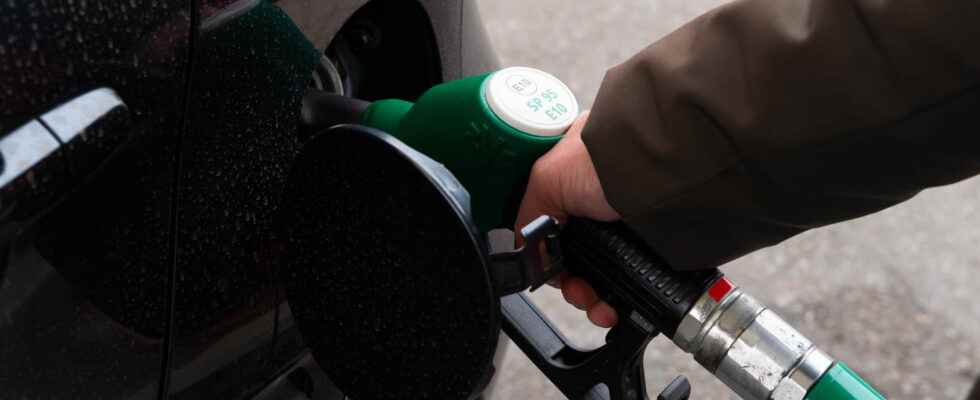 Fuel prices tips for finding the best discount