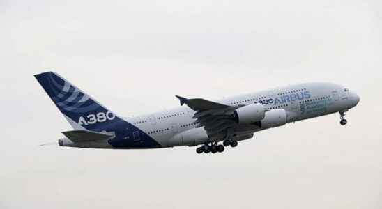 Giant passenger plane Airbus A380 flew with biofuel for the