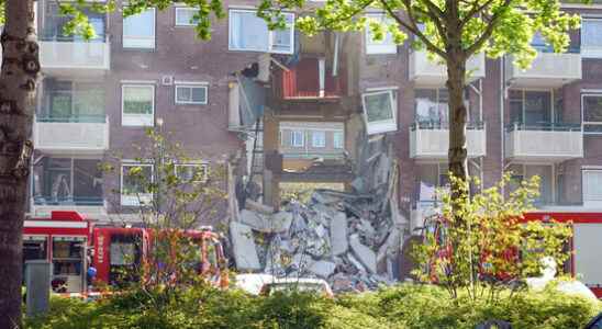 Injured after gas explosions in Bilthoven facade of flat collapsed