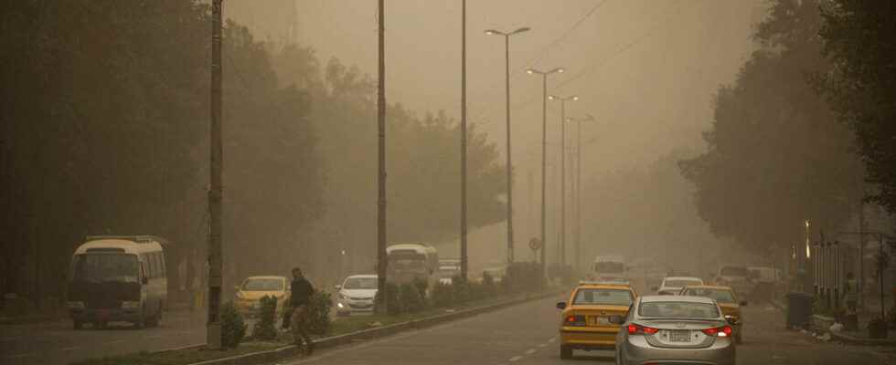 Iraq still caught in a dust storm