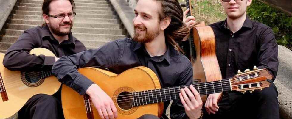 Ottawa Guitar Trio coming to St Andrews