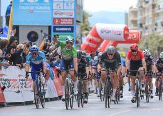 Philipsen achieves stage and leadership and Fernandez is already third