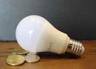 Price of electricity for hours tomorrow April 26 when is