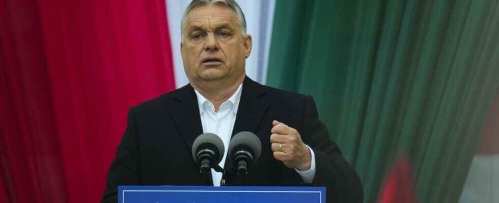 Prime Minister Viktor Orban bets on fear of war