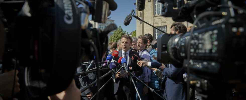 The report to the media of the favorite candidates of
