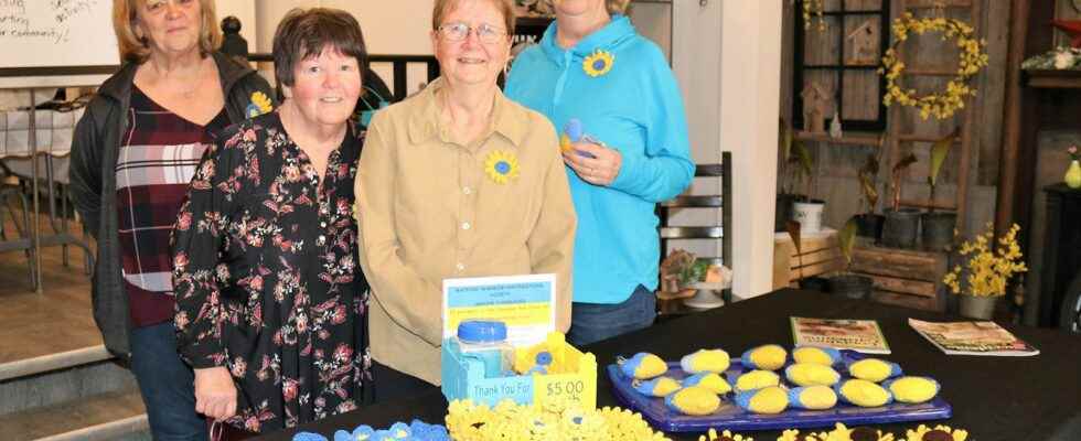 Watford Warwick group sells hearts and flowers for Ukraine