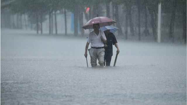 Increase in air temperatures is associated with floods like in China