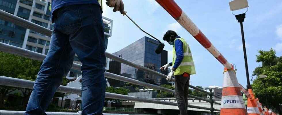 Another confined Eid for Singapores Muslim migrant workers after two