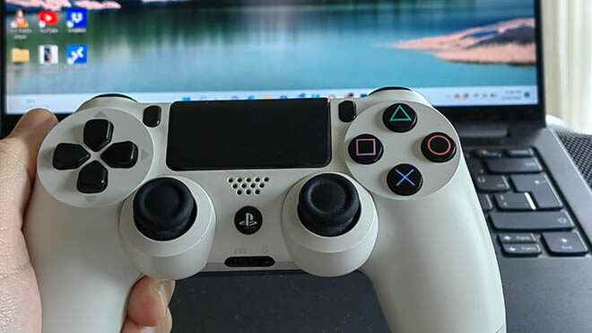 Connecting DualShock 4 controller to PCs