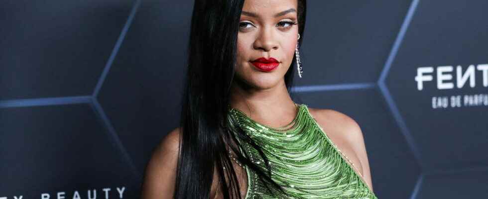 Fenty Beauty Rihanna opens a pop up store in Paris