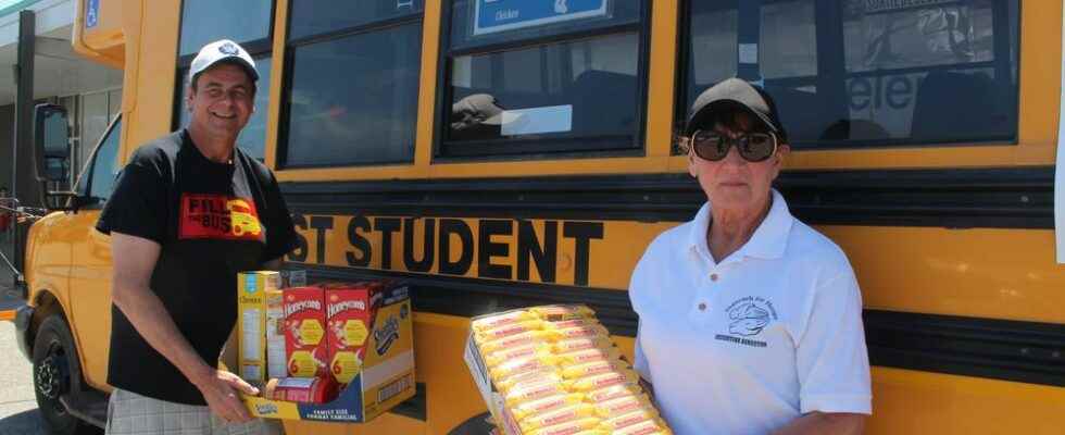 Fill the Bus provides boost to Chatham Outreach for Hunger