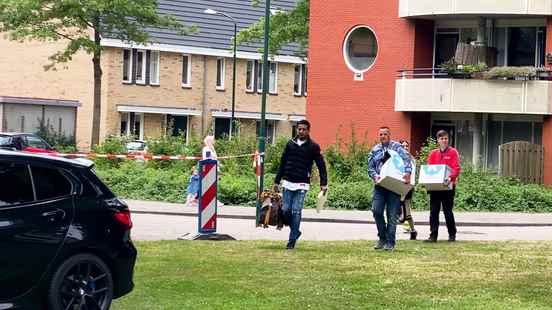 First residents get personal items from explosion flat in Bilthoven