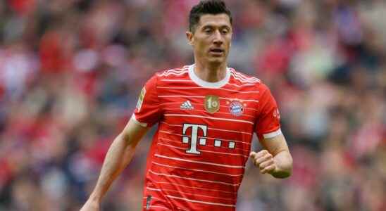 From Maradona to Lewandowski AScom