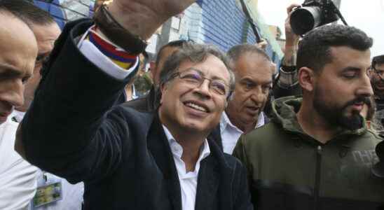 Gustavo Petro widely in the lead Rodolfo Hernandez created the