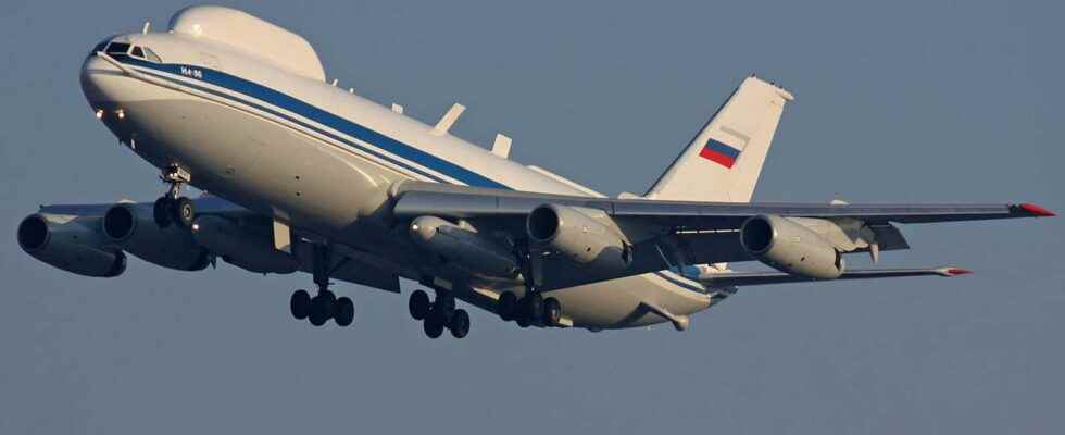 Ilyushin Il 80 what is this flying nuclear bunker that Vladimir