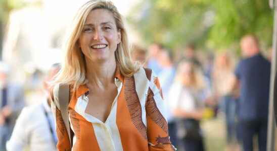 Julie Gayet is she still in a relationship with Francois