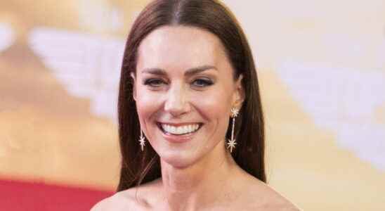 Kate Middleton her glamorous beauty look is unanimous at the