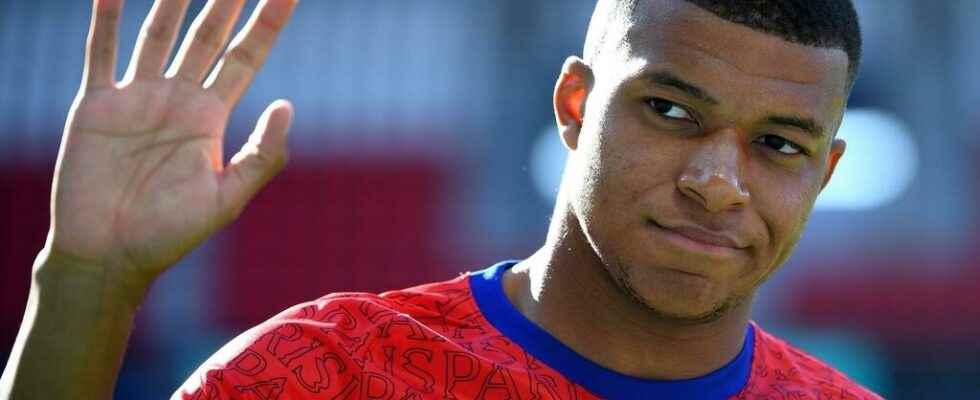 Kylian Mbappe has decided to stay at PSG for another