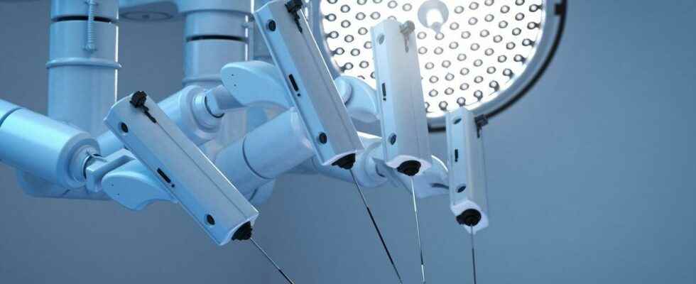 Robotic surgery would improve patient outcomes